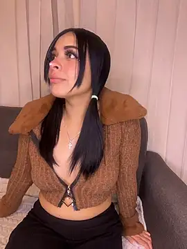 cristal  violetaa online show from 02-05-26, 03:35