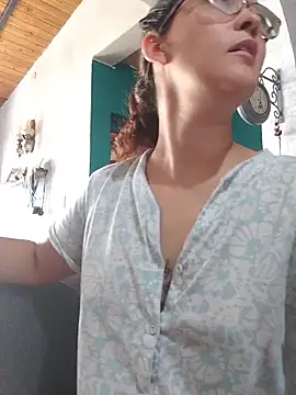 Snapshot of Harley-77 chatting on 03-02-26, 02:02 Harley-77 online show from 03-02-26, 02:02