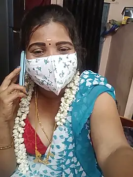 Snapshot of Madhusri_Tamil_Telugu chatting on 06-08-26, 04:18 Madhusri Tamil Telugu online show from 06-08-26, 04:18