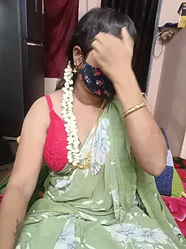Snapshot of Madhusri_Tamil_Telugu chatting on 06-04-26, 04:22 Madhusri Tamil Telugu online show from 06-04-26, 04:22