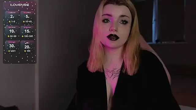 Snapshot of _Matadora_ chatting on 02-21-26, 02:41 Matadora online show from 02-21-26, 02:41