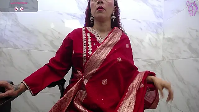 Snapshot of suhana_mature chatting on 02-13-26, 01:22 suhana mature online show from 02-13-26, 01:22