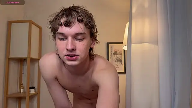 Friday gay dude online show from 03-28-26, 06:14