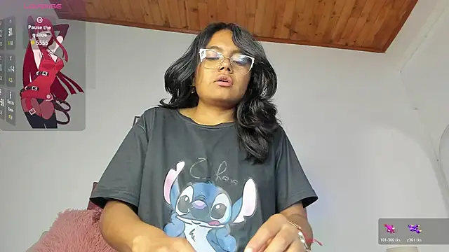 luna velveth online show from 03-31-26, 10:17