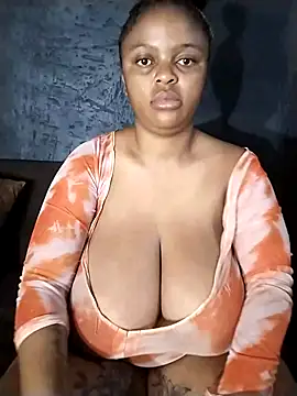 PrettyLisa26 online show from 07-26-26, 07:48