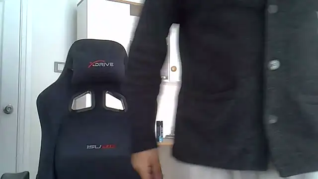 Snapshot of ciceroable chatting on 04-25-26, 01:41 ciceroable online show from 04-25-26, 01:41