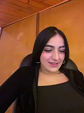 Snapshot of Valery_pink18 chatting on 02-20-26, 06:26 Valery pink18 online show from 02-20-26, 06:26