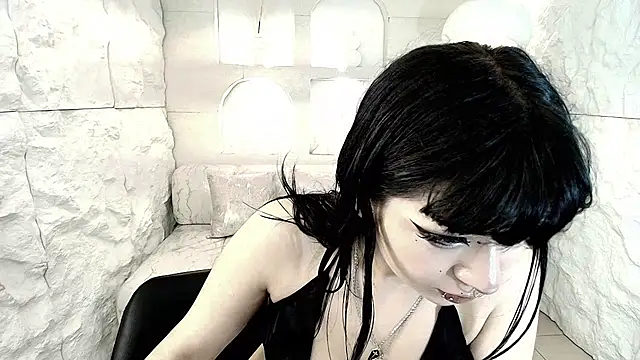 vampkitty r online show from 02-11-26, 01:11