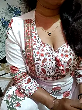 Snapshot of PARI51 chatting on 02-27-26, 08:08 PARI51 online show from 02-27-26, 08:08