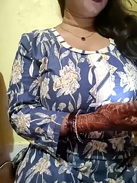 Snapshot of PARI51 chatting on 02-21-26, 08:44 PARI51 online show from 02-21-26, 08:44