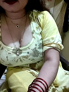 PARI51 online show from 06-06-26, 07:52