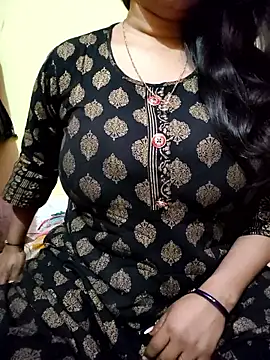 Snapshot of PARI51 chatting on 02-13-26, 08:53 PARI51 online show from 02-13-26, 08:53