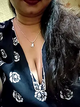 PARI51 online show from 04-21-26, 07:53