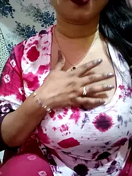 Snapshot of PARI51 chatting on 02-26-26, 09:15 PARI51 online show from 02-26-26, 09:15