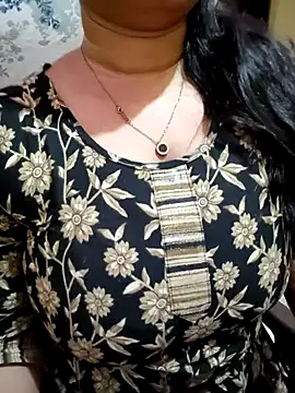 PARI51 online show from 03-11-26, 08:36