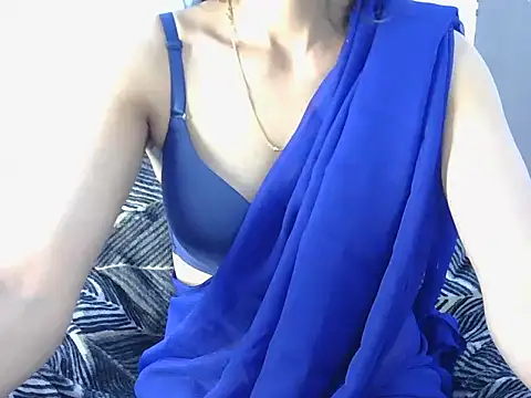 Snapshot of Qute_flora chatting on 02-27-26, 05:57 Qute flora online show from 02-27-26, 05:57