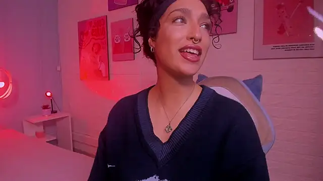Cleo Foxx online show from 06-10-26, 12:06