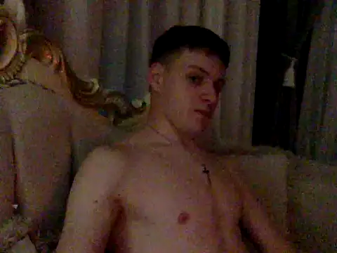 Carlos18loverboyfriend online show from 03-26-26, 10:29