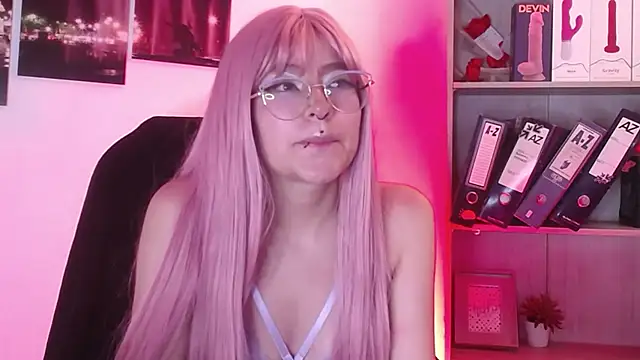 Snapshot of Allissoon_ chatting on 03-03-26, 03:24 Allissoon online show from 03-03-26, 03:24