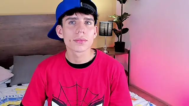 Snapshot of Angel_eros_ chatting on 02-10-26, 04:55 Angel eros online show from 02-10-26, 04:55