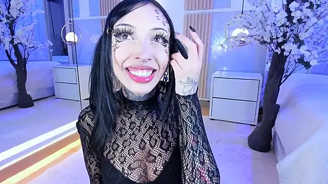 SalemBlackrose online show from 03-15-26, 05:25