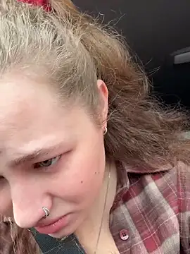 Snapshot of AsynaYuuki chatting on 03-27-26, 11:33 AsynaYuuki online show from 03-27-26, 11:33