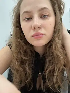 Snapshot of AsynaYuuki chatting on 03-24-26, 05:57 AsynaYuuki online show from 03-24-26, 05:57