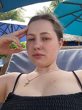 AsynaYuuki online show from 02-04-26, 07:25