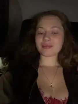 Snapshot of AsynaYuuki chatting on 04-08-26, 06:42 AsynaYuuki online show from 04-08-26, 06:42