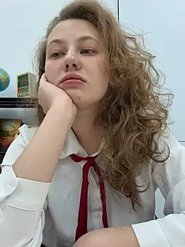 Snapshot of AsynaYuuki chatting on 04-03-26, 07:53 AsynaYuuki online show from 04-03-26, 07:53