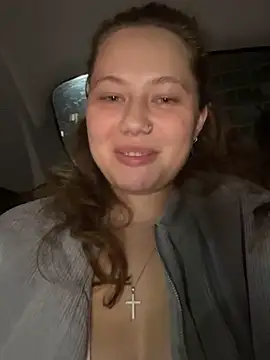 Snapshot of AsynaYuuki chatting on 04-16-26, 06:41 AsynaYuuki online show from 04-16-26, 06:41