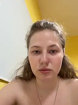 Snapshot of AsynaYuuki chatting on 06-18-26, 03:50 AsynaYuuki online show from 06-18-26, 03:50