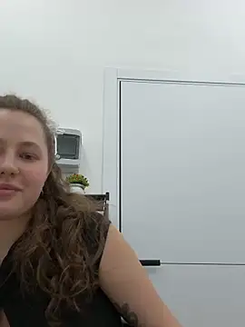 Snapshot of AsynaYuuki chatting on 03-23-26, 06:19 AsynaYuuki online show from 03-23-26, 06:19