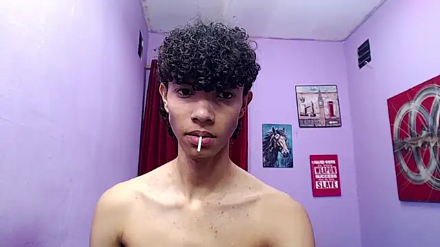 bigcock twinks online show from 04-07-26, 06:43