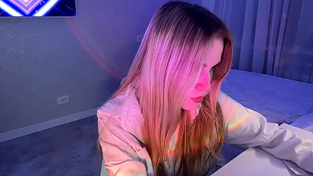 Between Eeys online show from 03-29-26, 04:30