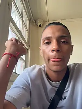 hotboyluxe online show from 07-11-26, 03:23