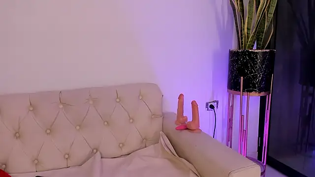 liorah wolf online show from 02-20-26, 08:22