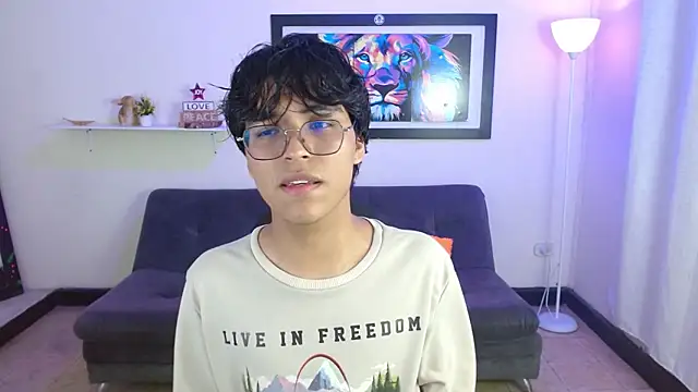 Snapshot of Maecum18 chatting on 02-21-26, 09:39 Maecum18 online show from 02-21-26, 09:39