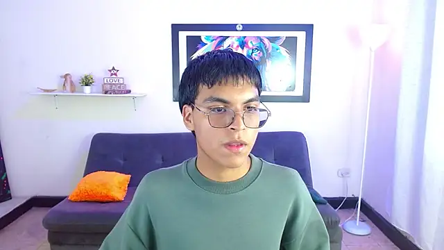 Maecum18 online show from 04-07-26, 08:43