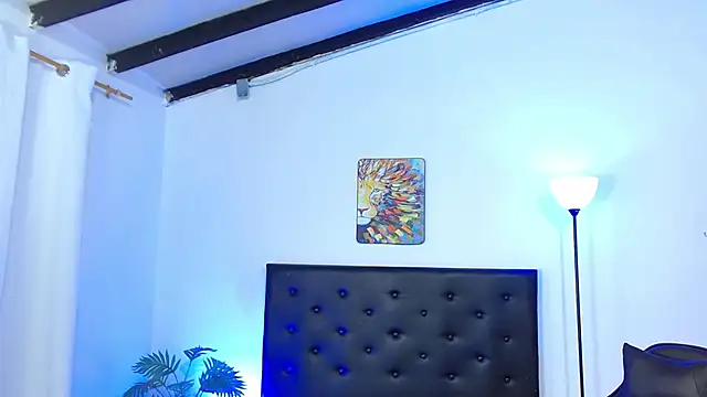 Snapshot of Maecum18 chatting on 02-05-26, 09:32 Maecum18 online show from 02-05-26, 09:32