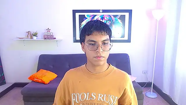 Maecum18 online show from 04-16-26, 08:53