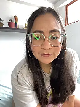 alisbloom online show from 02-05-26, 06:04