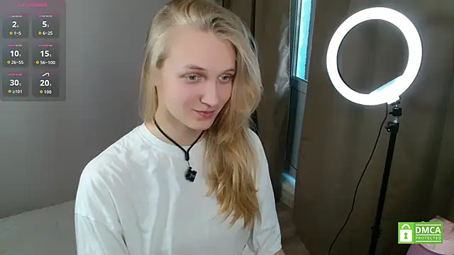 Snapshot of Alex-wer chatting on 05-13-26, 02:02 Alex-wer online show from 05-13-26, 02:02