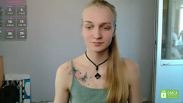 Snapshot of Alex-wer chatting on 05-27-26, 12:12 Alex-wer online show from 05-27-26, 12:12