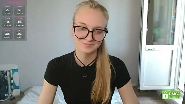 Snapshot of Alex-wer chatting on 06-10-26, 05:52 Alex-wer online show from 06-10-26, 05:52