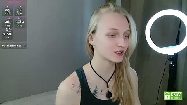 Snapshot of Alex-wer chatting on 05-10-26, 02:08 Alex-wer online show from 05-10-26, 02:08