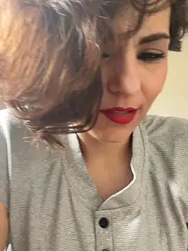 eva luz online show from 04-13-26, 01:59