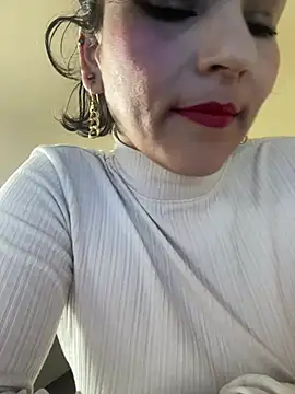 Snapshot of eva_luz chatting on 06-14-26, 11:55 eva luz online show from 06-14-26, 11:55