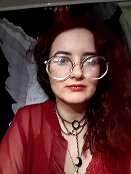 Snapshot of Persefoha chatting on 02-16-26, 08:07 Persefoha online show from 02-16-26, 08:07