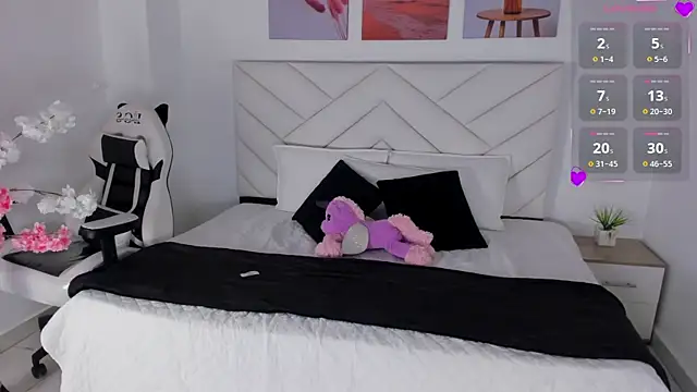 Naty Rose23 online show from 04-13-26, 02:04